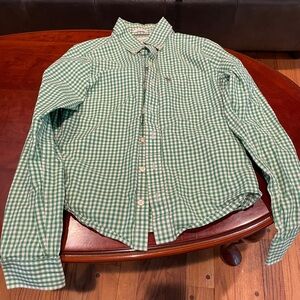 Ambercrombie and Fitch size small green button down shirt